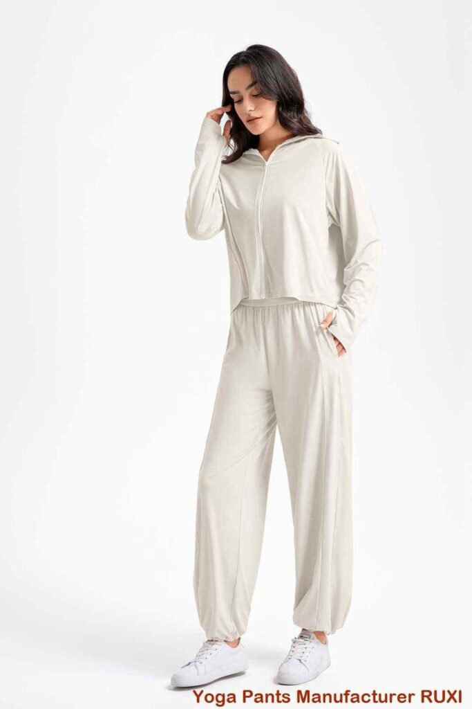 ελαφρύ παντελόνι προπόνησης RUXI