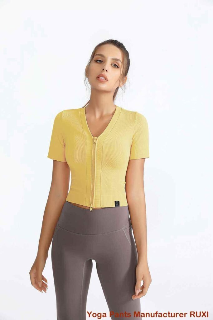 μπλουζάκια γιόγκα για γυναίκες